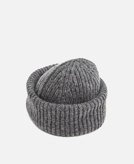 Basic beanie hat