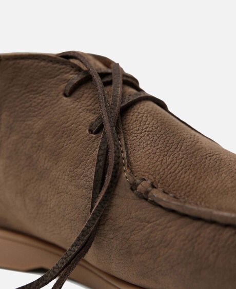 Brown nubuck leather hight-top deck shoes